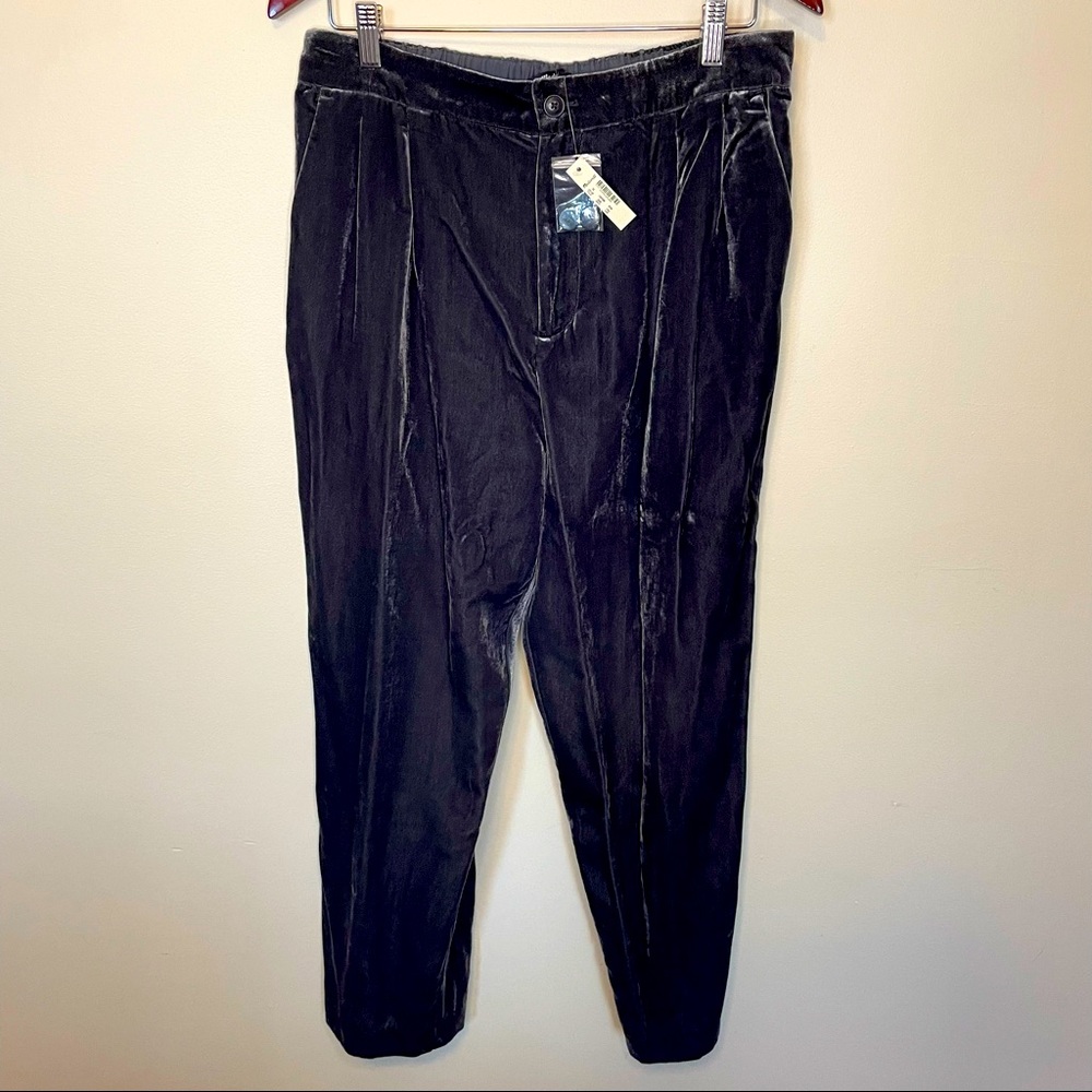 NWT Madewell Velvet Tapered Pleat Pull-On Pants in Slate Grey